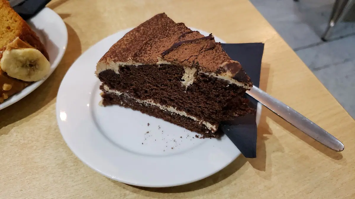 Wolfhouse Cafe – cake shop in Silverdale, Carnforth